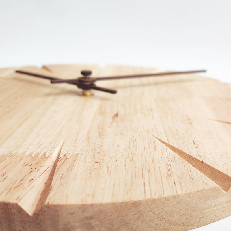 Simple Elegance Wooden Wall Clock