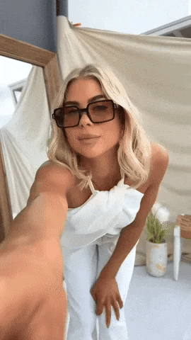 Hanging neck slit top and wide-leg pants set