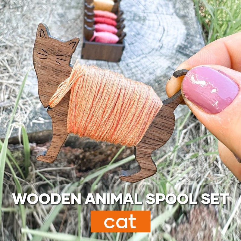 Wooden Animal Bobbin Set