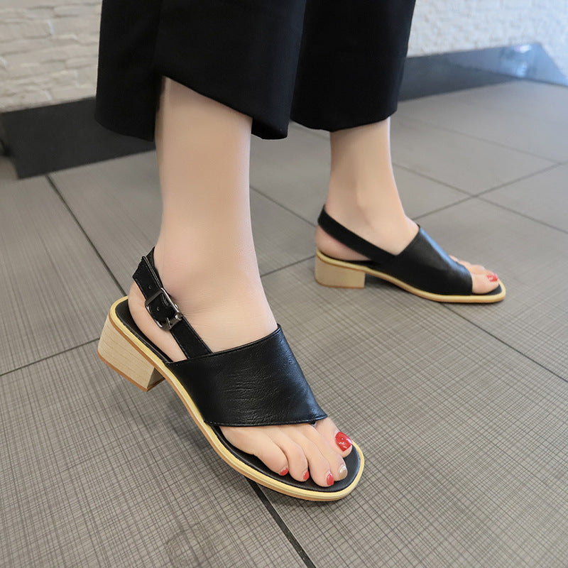 2023 summer casual  Rhinestone hollow chunky heel shoes and new belt buckle solid color plus size women's sandals