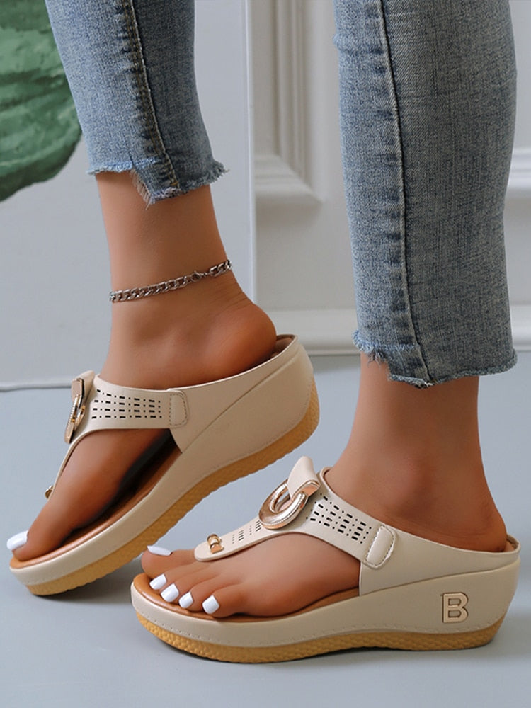 Women Trendy Fashionable Platform Wedges Casual Sandals