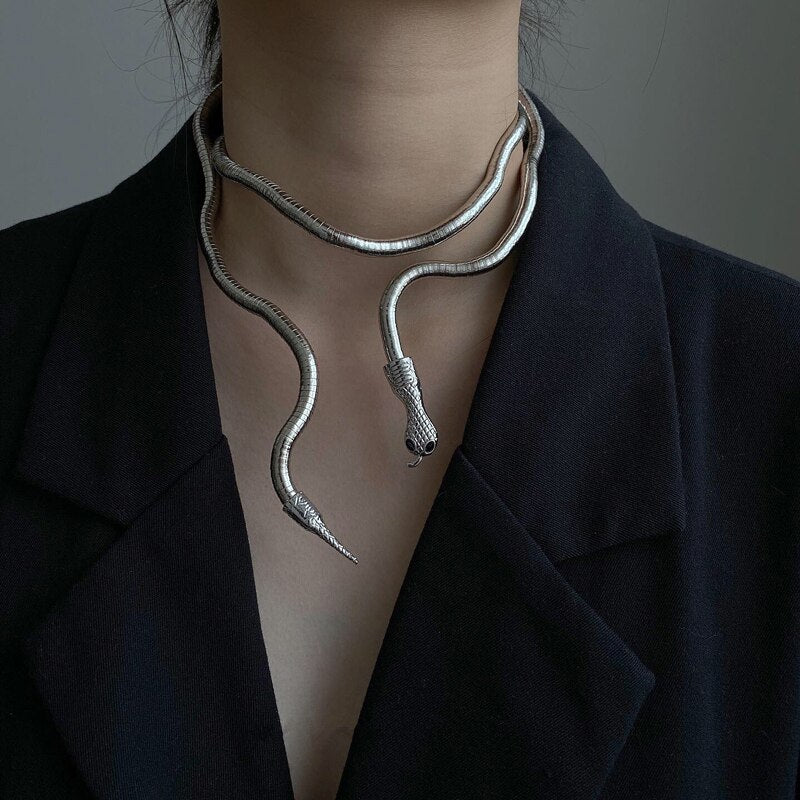 DIY Snake Necklace